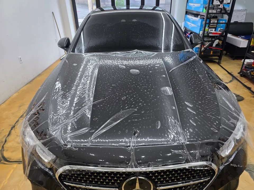 メルセデス・ベンツ Eクラス W213 PPF施工事例|費用目安・仕上がり 施工写真 2-1