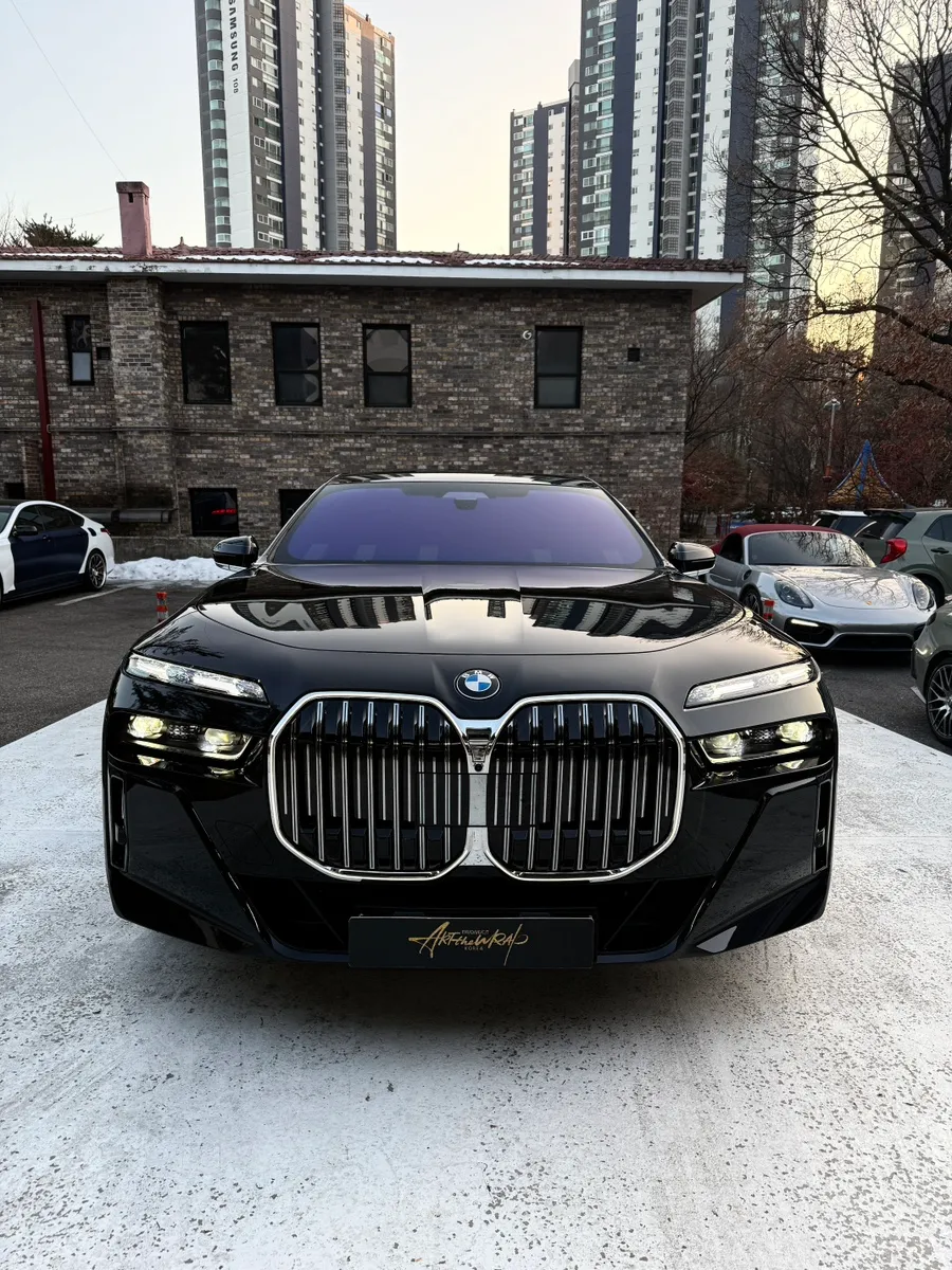BMW 7 SeriesのPPF施工事例|費用目安と仕上がり 施工写真 3-2