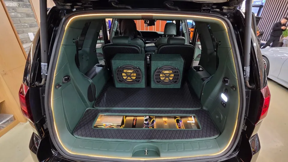Kia Mohave The Masterのカーオーディオ施工事例 施工写真 2-2