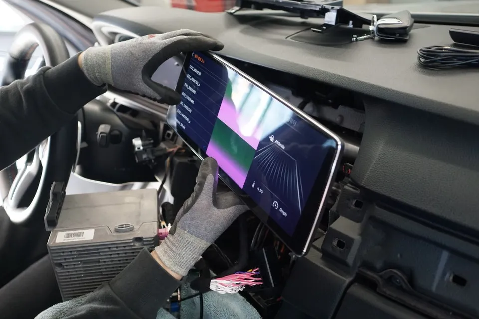 BMW 5 Series F10 android head unit - BMW 5 Series F10 Android Head Unit Upgrade Review photo 4