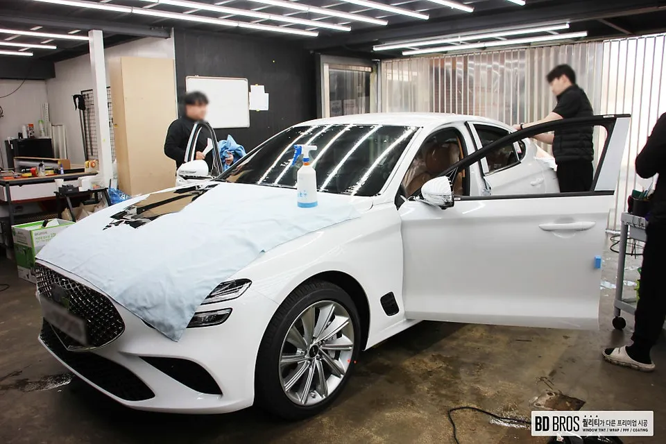 Genesis G70のカーフィルム施工事例｜費用目安・仕上がり 施工写真 2-2