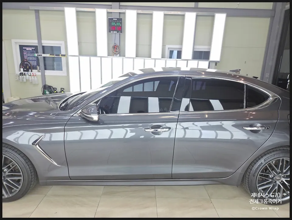 Genesis G70 PPF施工事例｜費用目安と仕上がり 施工写真 1-3