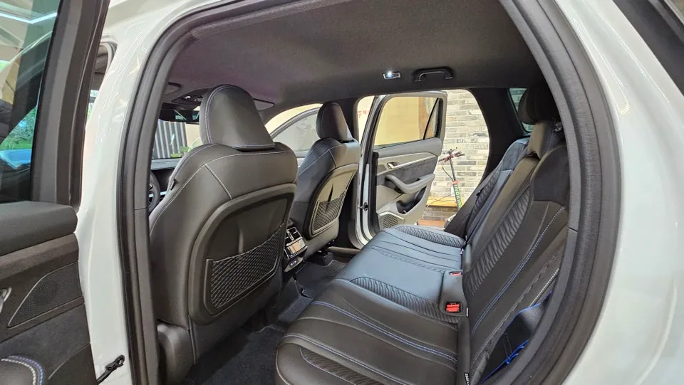 Renault Grand Koleos ambient lighting - Renault Grand Koleos Ambient Lighting Review photo 3