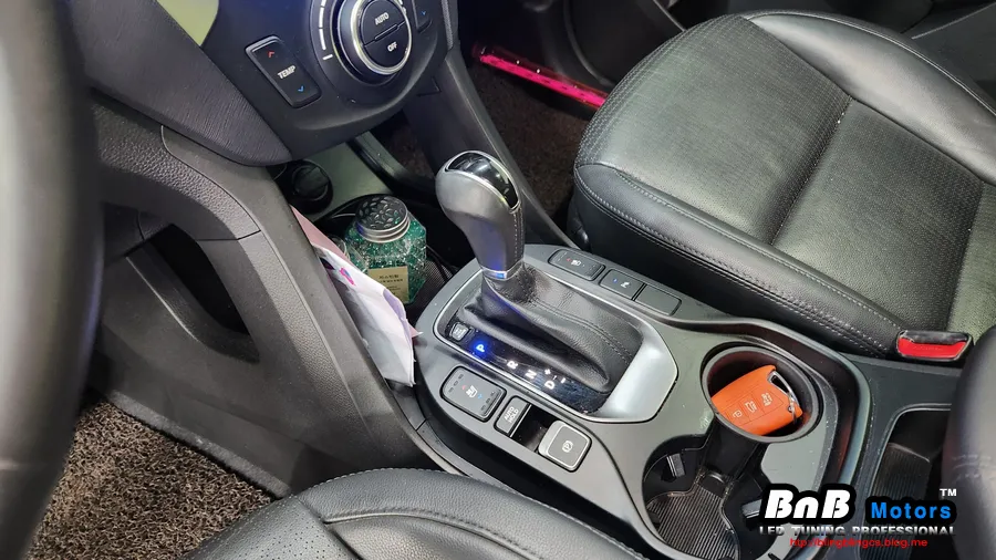 Hyundai Santa Fe DM new car package - Hyundai Santa Fe DM New Car Package Review — Enhanced Interior photo 3