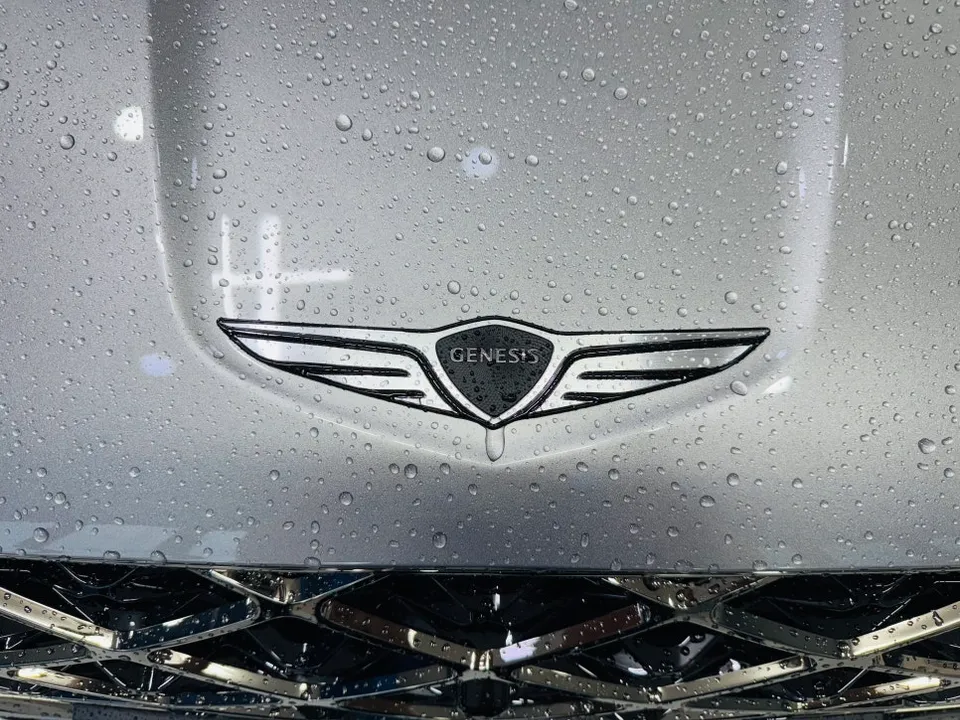 Genesis GV70 ppf - Genesis GV70 PPF Review: Headlight Protection & Black Accents photo 5