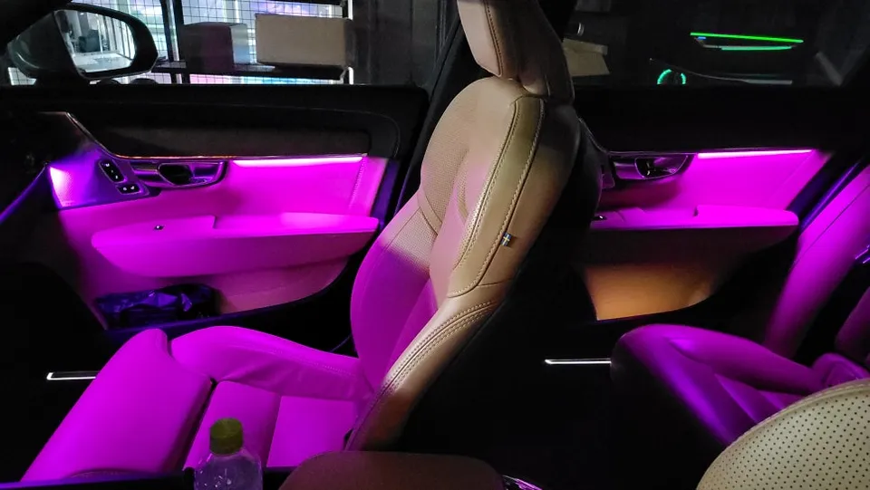Volvo S90 ambient lighting - Volvo S90 Ambient Lighting Review: Cost & Results photo 4