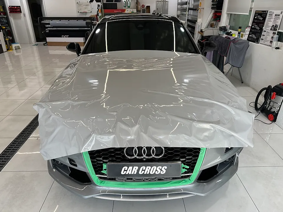 Audi A7のカーラッピング事例|費用目安・仕上がり 施工写真 2-1