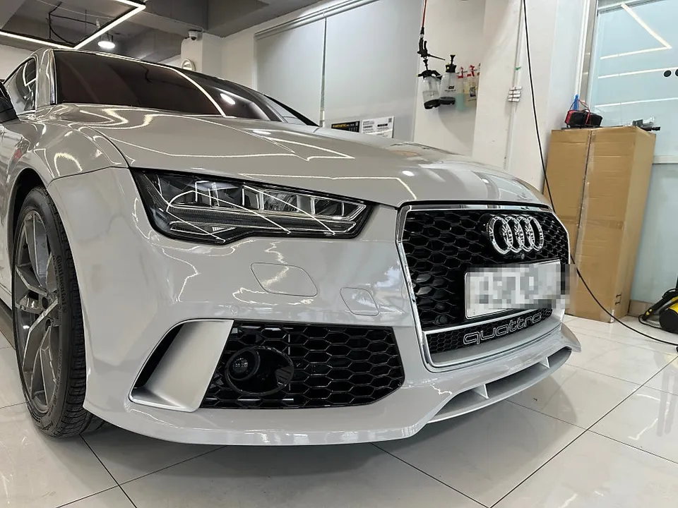 Audi A7のカーラッピング事例|費用目安・仕上がり 施工写真 3-3