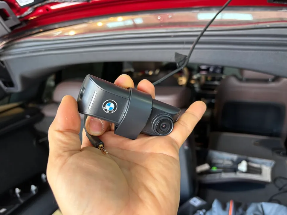 BMW X4 dash cam - BMW X4 Dash Cam Installation Review photo 4