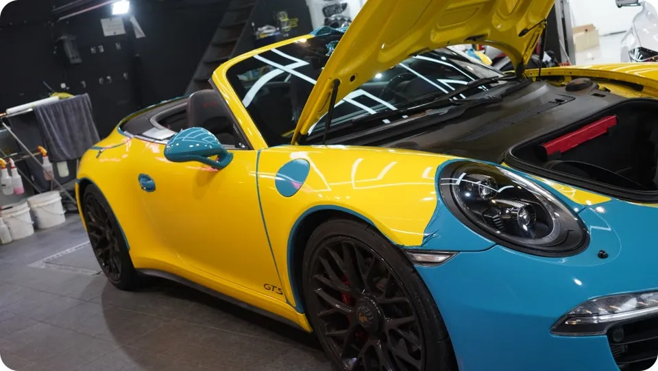 ポルシェ911 PPF施工事例：グロスグレーへのカラーチェンジ 施工写真 3-2