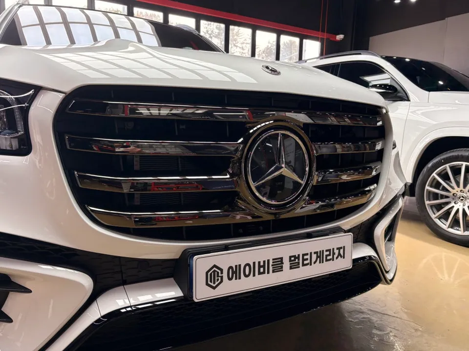 Mercedes-Benz E-Class body kit - Mercedes-Benz E-Class Body Kit Review — Installation & Cost photo 4