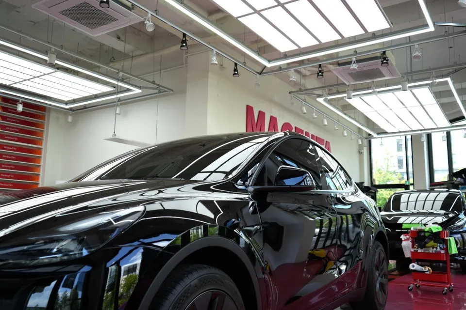 Tesla Model Y window tinting - Tesla Model Y Window Tinting Review: Cost & Results photo 3