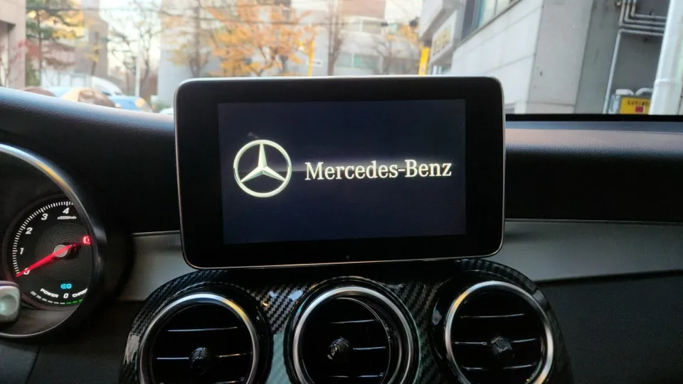Mercedes-Benz GLC X253 android head unit installation result