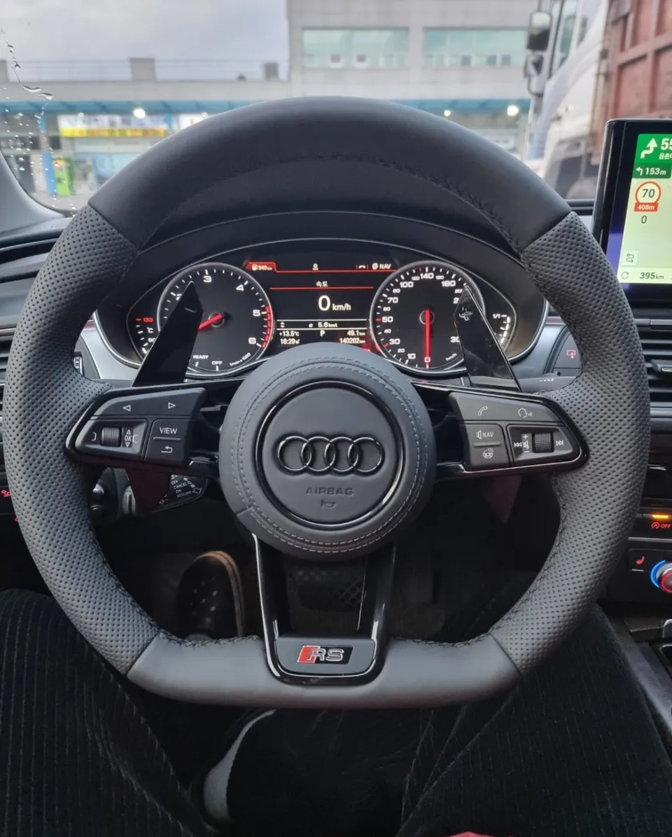 Audi A7 C7 interior customization - Audi A7 Interior Customization Review: R8 Steering Wheel & 12.3"  photo 5