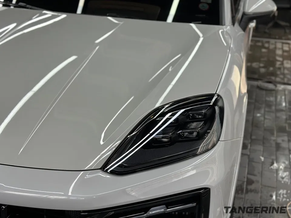 ポルシェ カイエン クーペ PPF施工事例|費用目安・仕上がり 施工写真 3-1