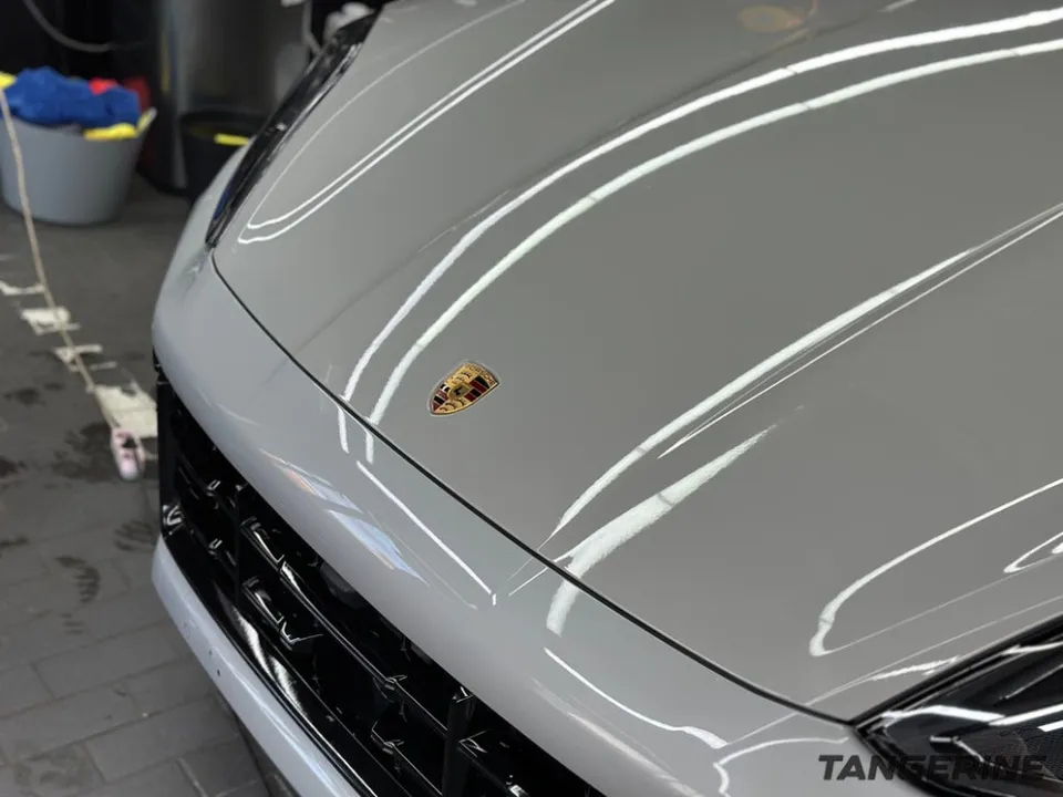 ポルシェ カイエン クーペ PPF施工事例|費用目安・仕上がり 施工写真 1-2