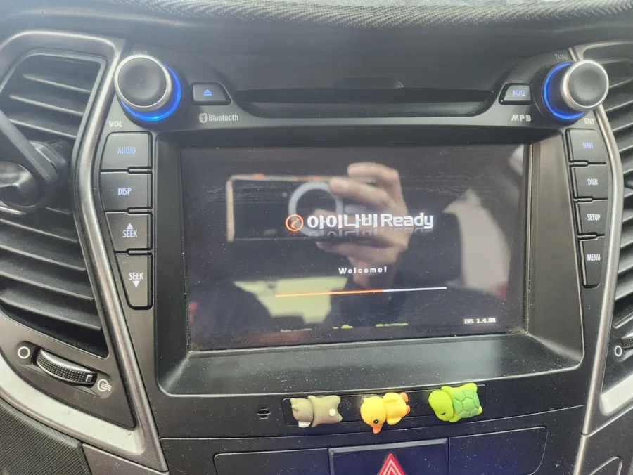 Hyundai Santa Fe DM oem options - Hyundai Santa Fe DM Navigation Retrofit Review photo 3