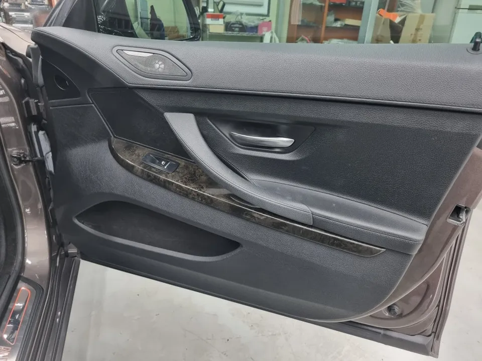 BMW 6 Series ambient lighting - BMW 6 Series Ambient Lighting Review — Under $400 photo 3