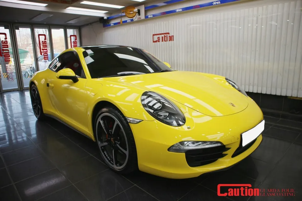 ポルシェ911のPPF施工事例:費用目安と仕上がり 施工写真 1-1