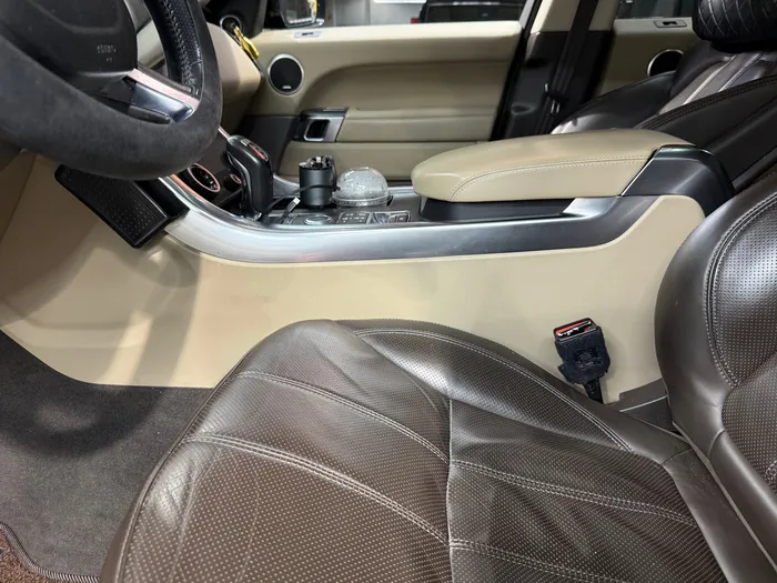 Land Rover Range Rover Sport ambient lighting - Land Rover Range Rover Sport Ambient Lighting Review — Cost photo 3