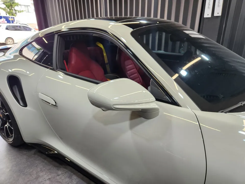ポルシェ911のPPF施工事例|費用目安と仕上がり 施工写真 1-3
