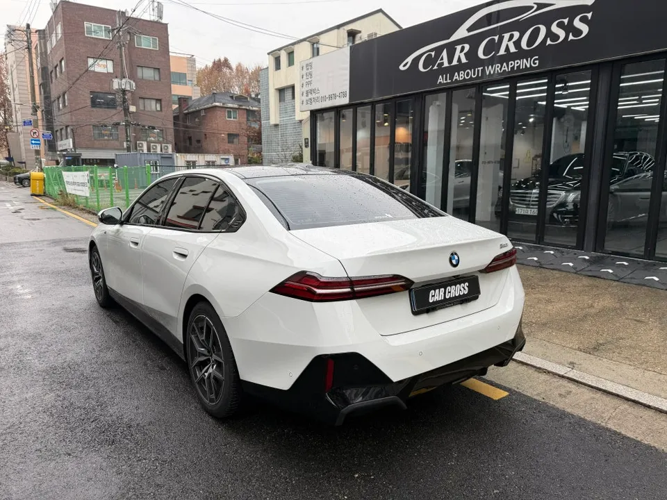BMW 5 Series G60 PPF施工事例|費用目安と仕上がり 施工写真 2-2