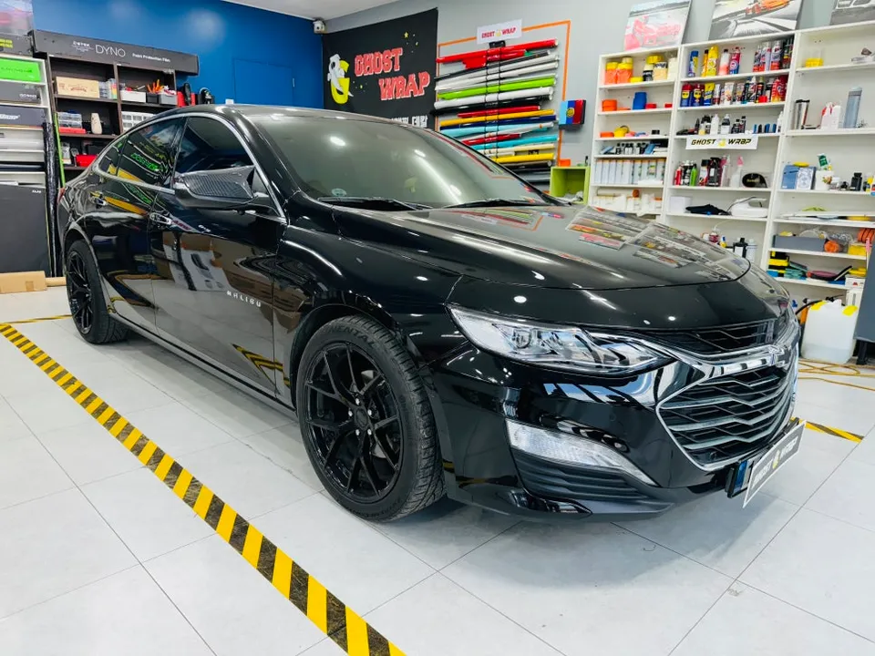 Chevrolet Malibuのカーラッピング事例|費用目安・仕上がり 施工写真 2-1
