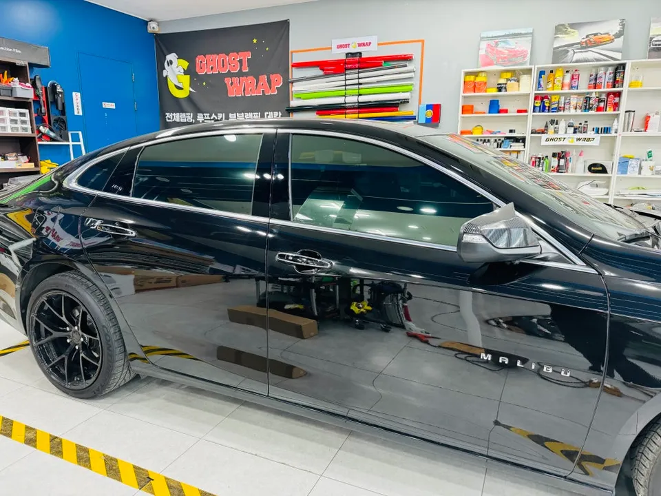 Chevrolet Malibuのカーラッピング事例|費用目安・仕上がり 施工写真 2-2