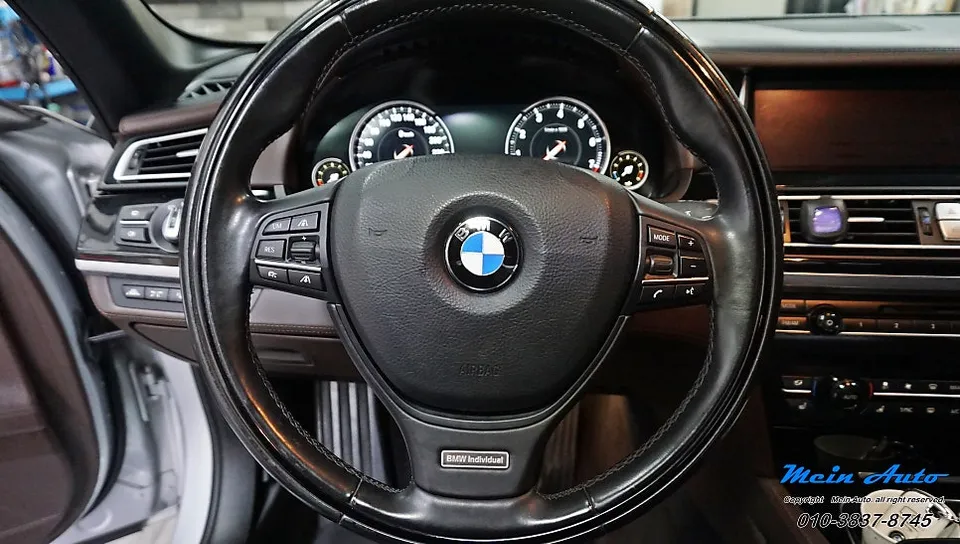 BMW 7 Series Steering Wheel Customization Review photo 2