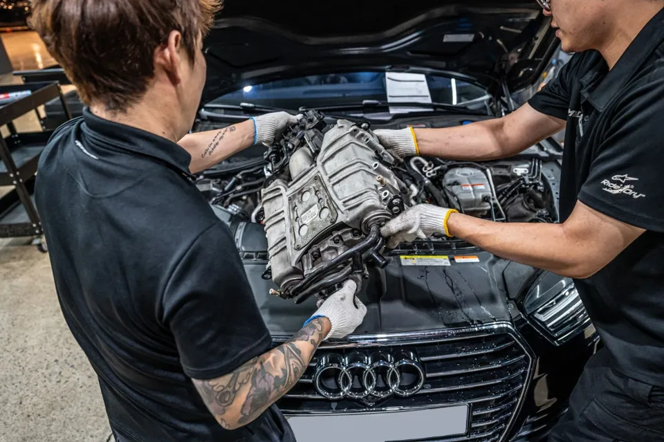 Audi A7 PPF施工事例｜費用目安と仕上がり 施工写真 1-3