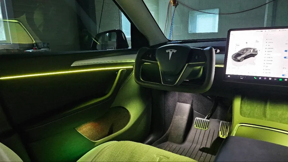 Tesla Model Y ambient lighting - Tesla Model Y Ambient Lighting Review — Cost & Results photo 4