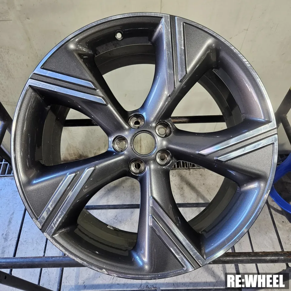 Genesis GV80 Wheel Repair & Black Painting Review
