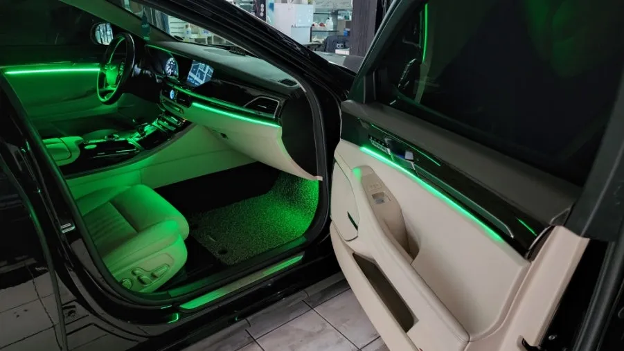 Hyundai EQ900 ambient lighting - Hyundai EQ900 Ambient Lighting Review: Mood Lighting Upgrade photo 4