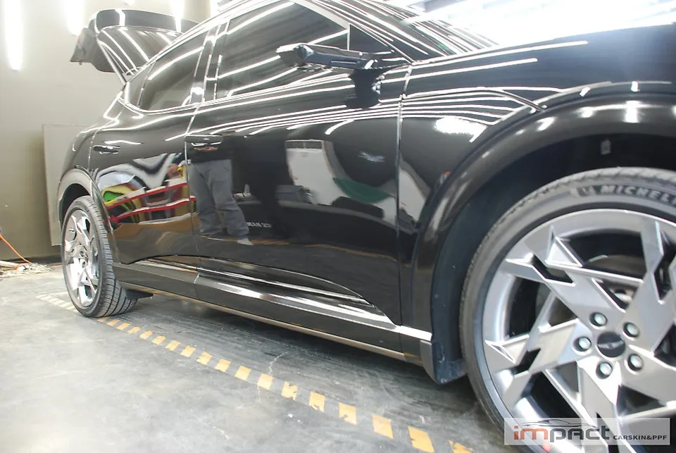 Genesis GV60 vinyl wrap - Genesis GV60 Vinyl Wrap Review: Cost & Results photo 4
