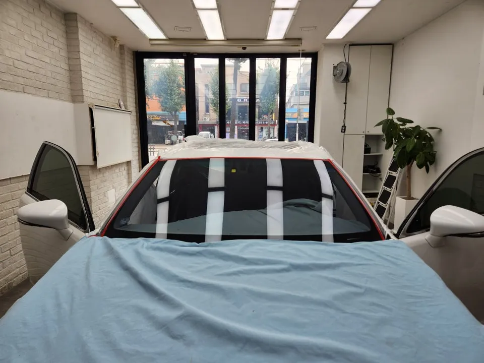 Lexus ESのPPF施工事例|韓国での実例紹介 施工写真 2-2