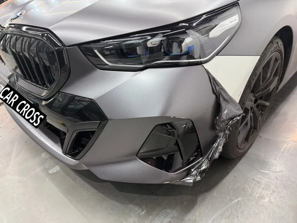 BMW 5 Series G60 PPF施工事例|費用目安・仕上がり 施工写真 1-3