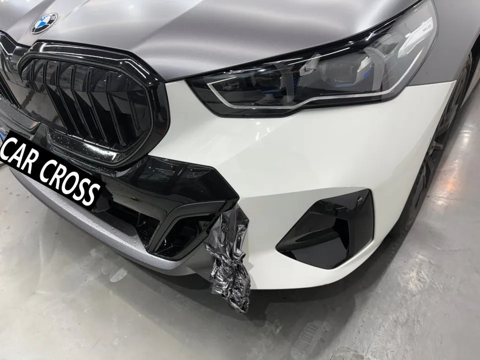 BMW 5 Series G60 PPF施工事例|費用目安・仕上がり 施工写真 2-3