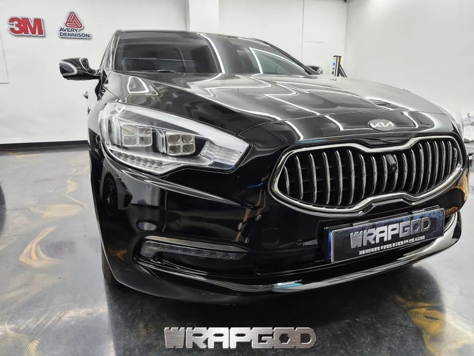 Kia K900 vinyl wrap - Kia K900 Vinyl Wrap Review: Cost & Before/After Results photo 4