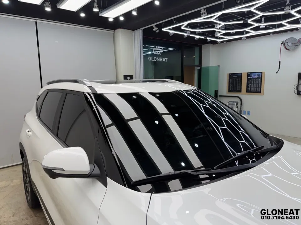 Kia Seltosのカーフィルム施工事例｜費用目安・仕上がり 施工写真 1-2