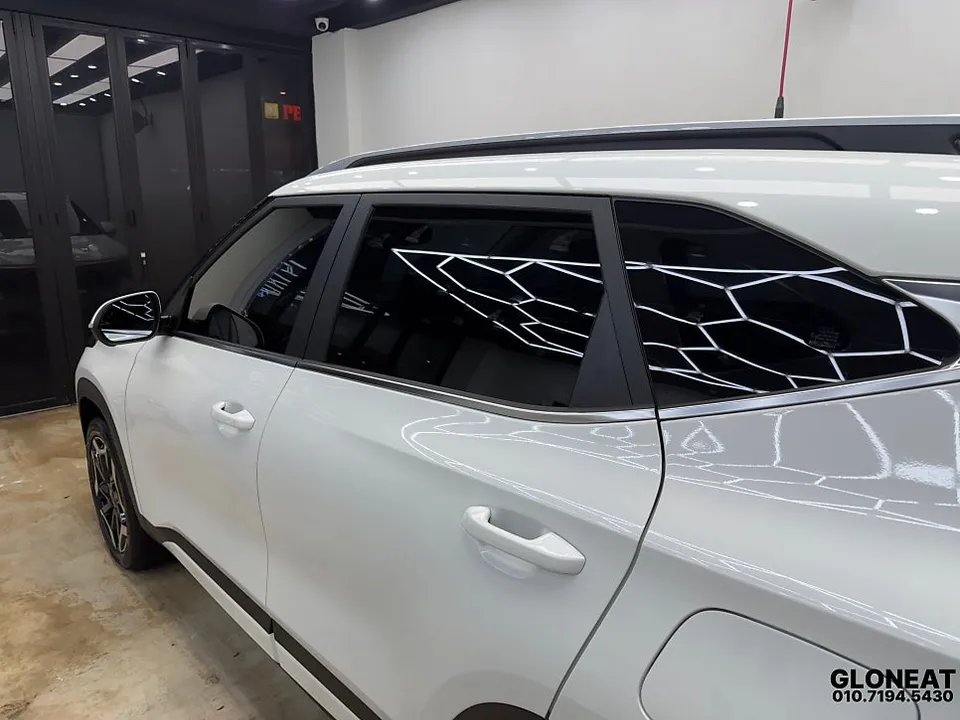 Kia Seltosのカーフィルム施工事例｜費用目安・仕上がり 施工写真 3-2