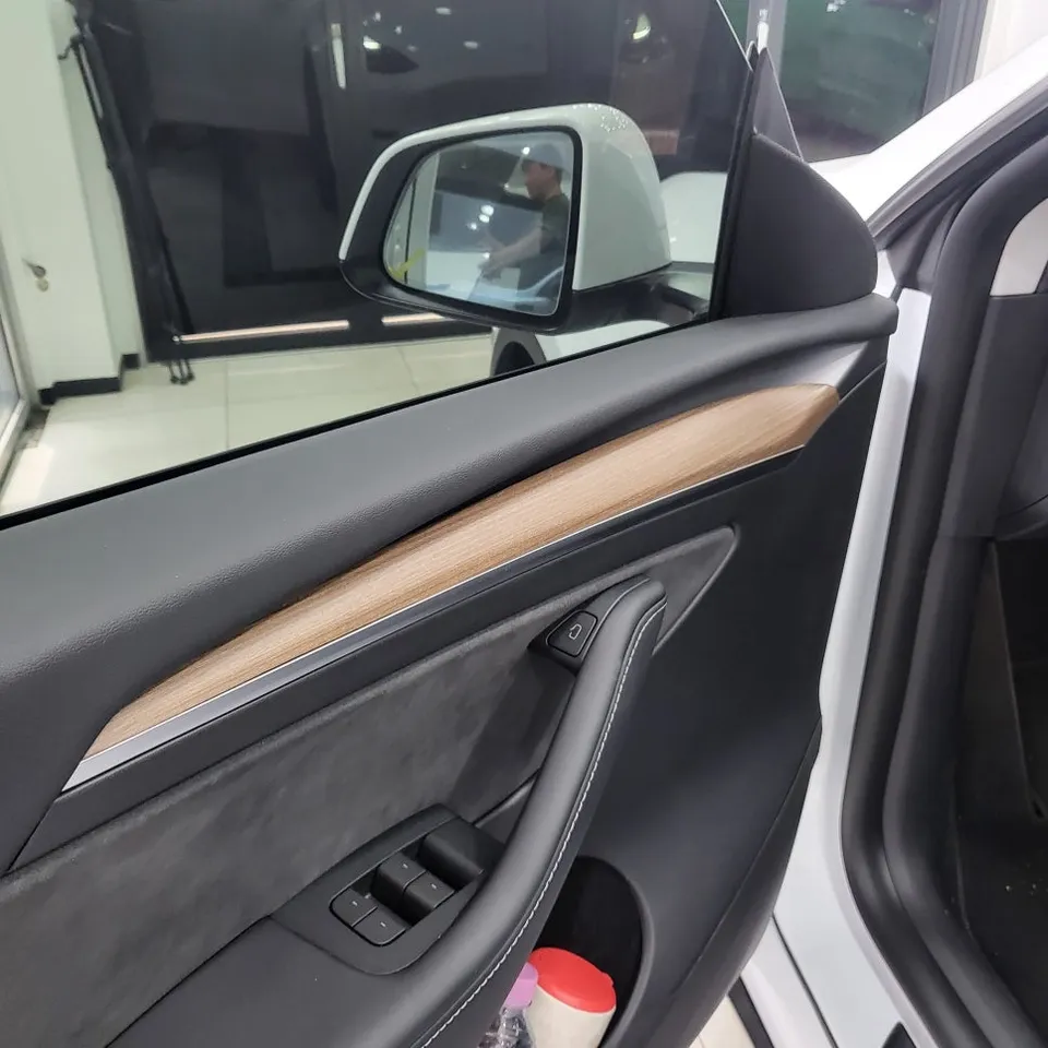 Tesla Model Yのカーラッピング事例|3Mマットブラック 施工写真 1-3