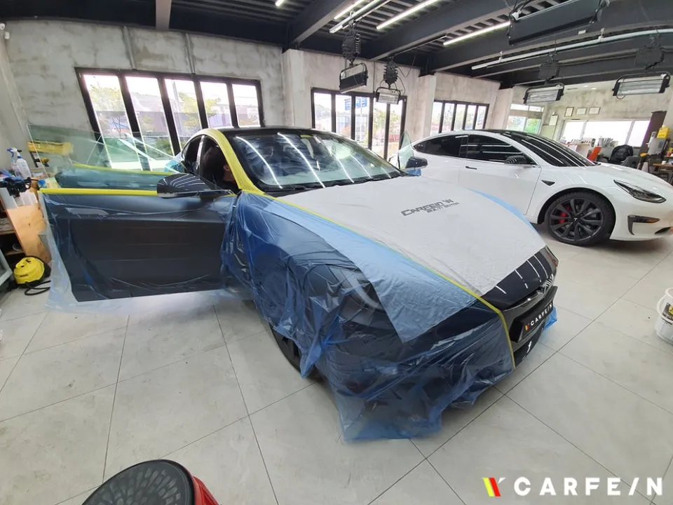 Tesla Model Sのカーフィルム施工事例｜費用目安・仕上がり 施工写真 1-1