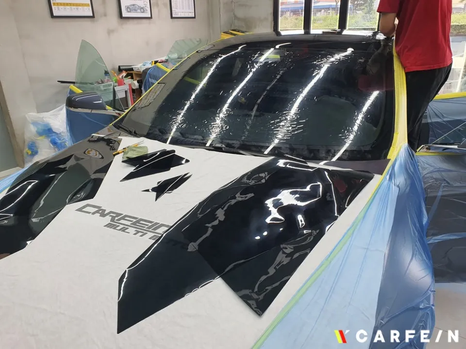 Tesla Model Sのカーフィルム施工事例｜費用目安・仕上がり 施工写真 2-3