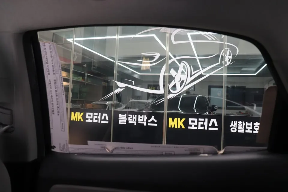 Hyundai Elantra window tinting - Hyundai Elantra Window Tinting Review: Cost & Results photo 7