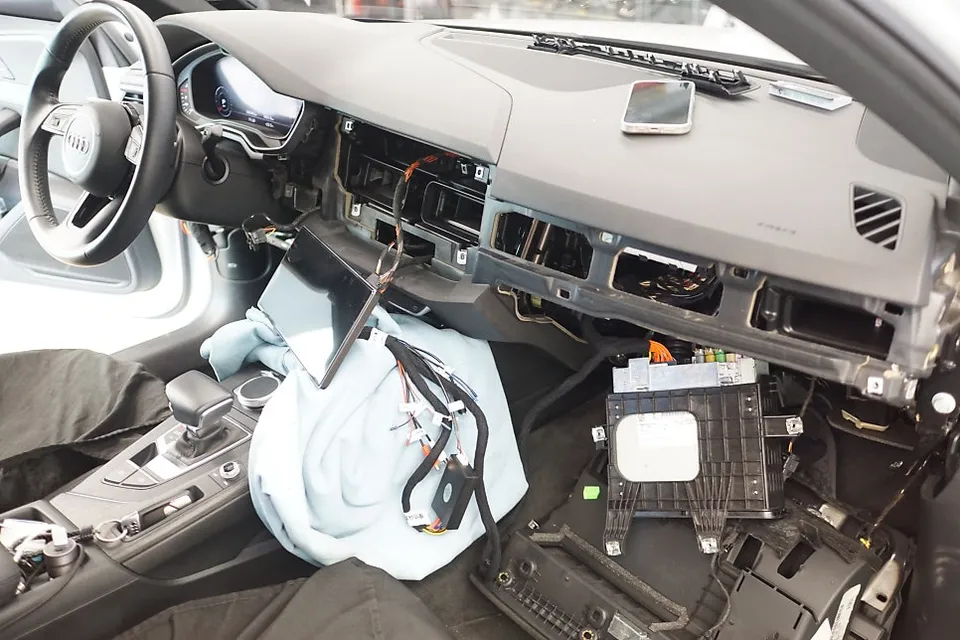 Audi A4 B9 android system - Audi A4 Android Auto Head Unit Upgrade: Seamless Infotainment photo 6