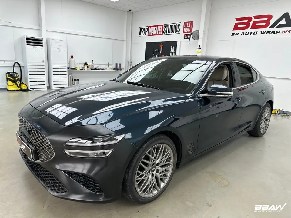Genesis G70のカーラッピング事例|費用目安・仕上がり 施工写真 1-1