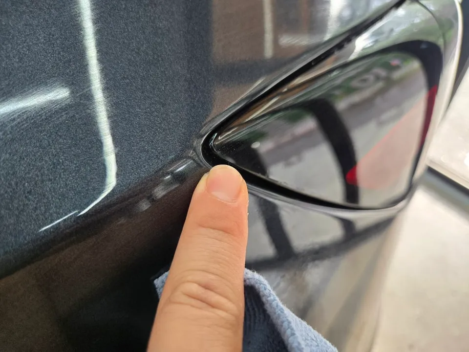 Tesla Model YのPPF施工事例 施工写真 2-2
