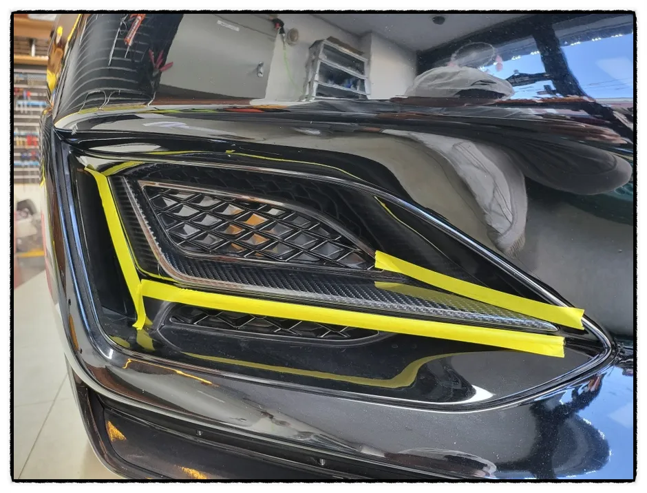 Hyundai Veloster Nのカーラッピング事例｜費用目安・仕上がり 施工写真 2-2