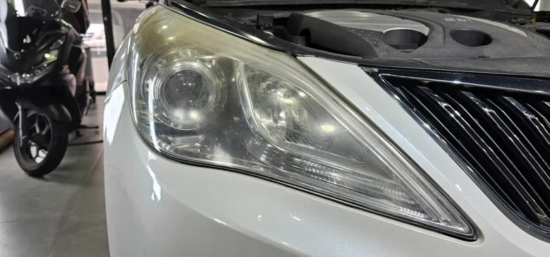 Hyundai Grandeur HGのガラスコーティング事例|費用目安・仕上がり 施工写真 3-1