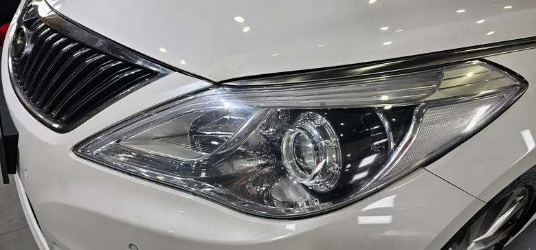 Hyundai Grandeur HGのガラスコーティング事例|費用目安・仕上がり 施工写真 3-2